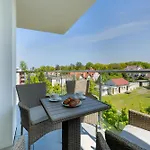Klifowa With Spa, Fitness & Kids Club By Renters Rewal