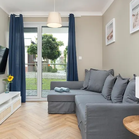 Klifowa With Spa, Fitness & Kids Club By Renters アパートホテル レバル