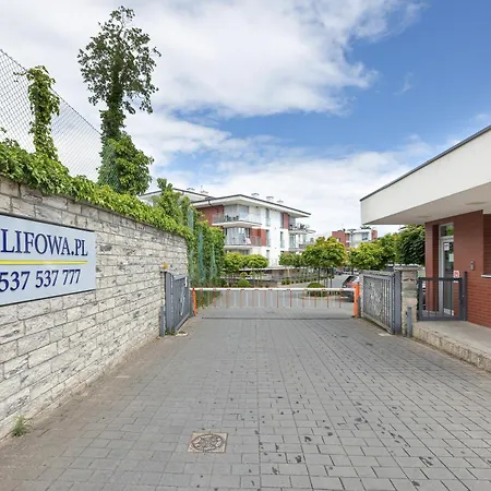 Klifowa With Spa, Fitness & Kids Club By Renters アパートホテル レバル