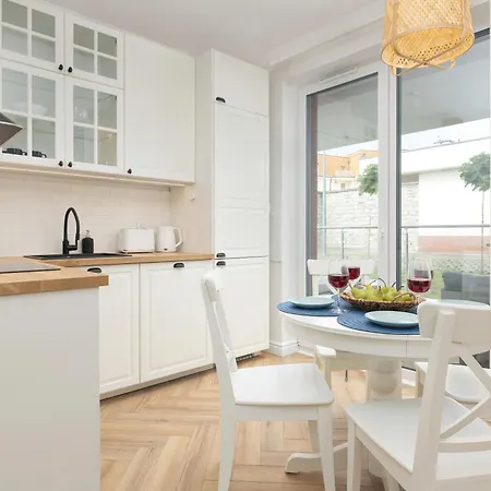 Klifowa With Spa, Fitness & Kids Club By Renters アパートホテル レバル