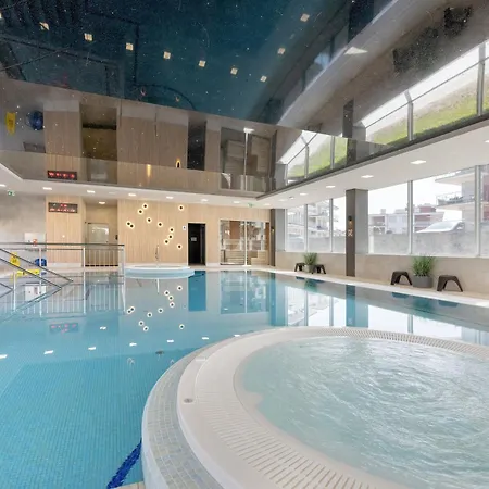 Klifowa With Spa, Fitness & Kids Club By Renters アパートホテル レバル